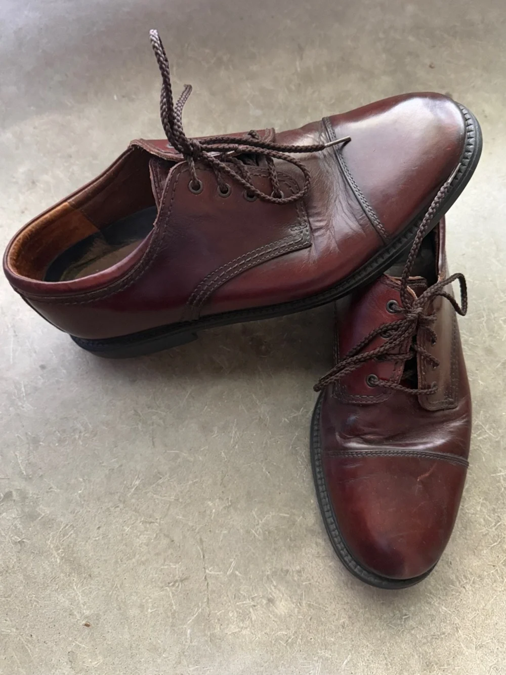 Dockers Brown Men's Leather Lace-Up Oxfords size 9.5 Dress Lawyer Business Workw